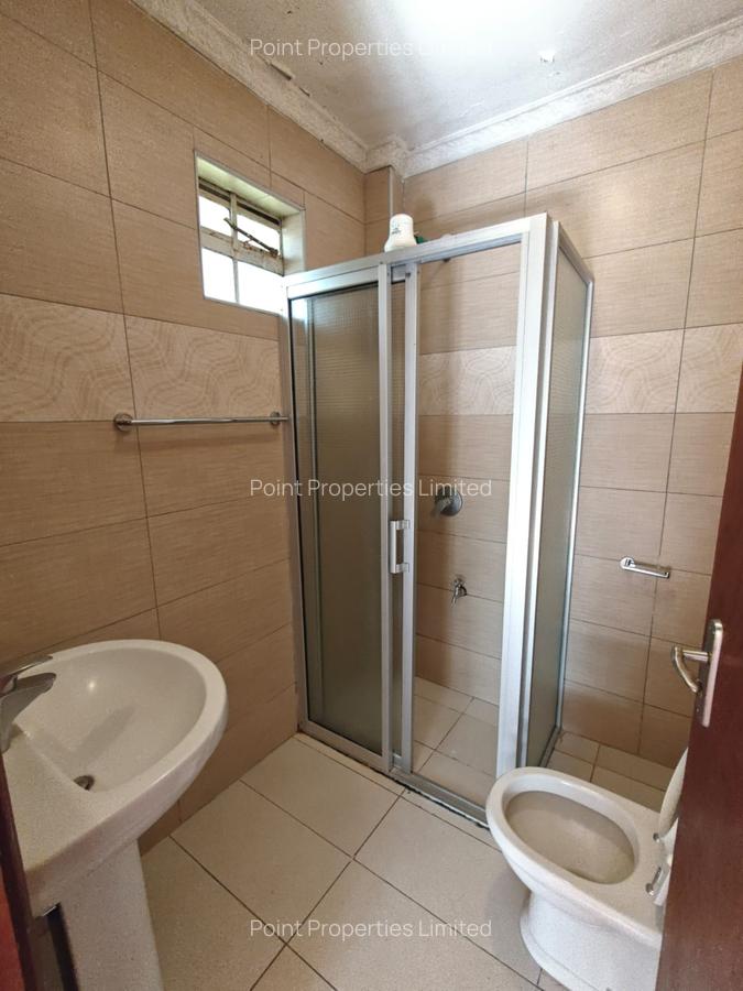 5 Bed Townhouse with En Suite in Karen - 19