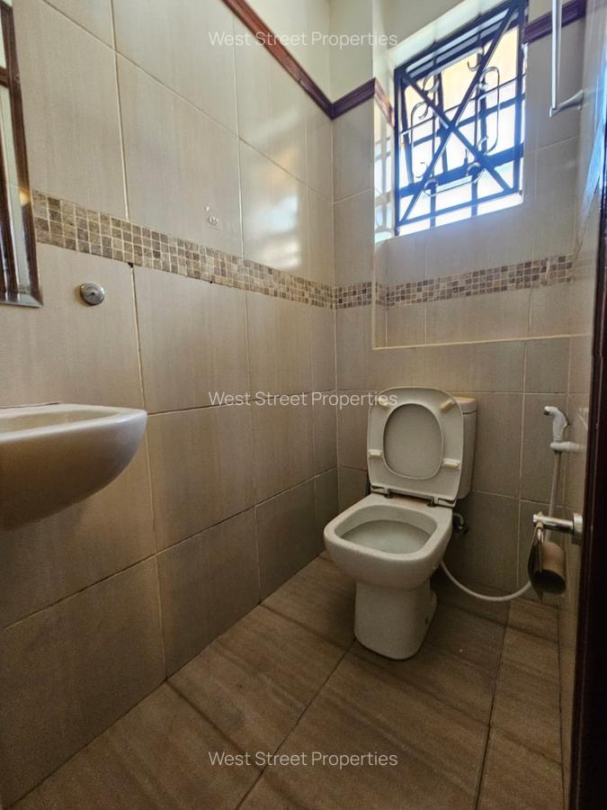 5 Bed Apartment with En Suite at Lavington - 6