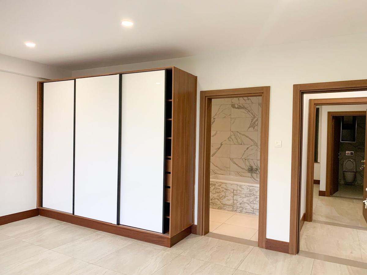 3 Bed Apartment with En Suite in Westlands Area - 8