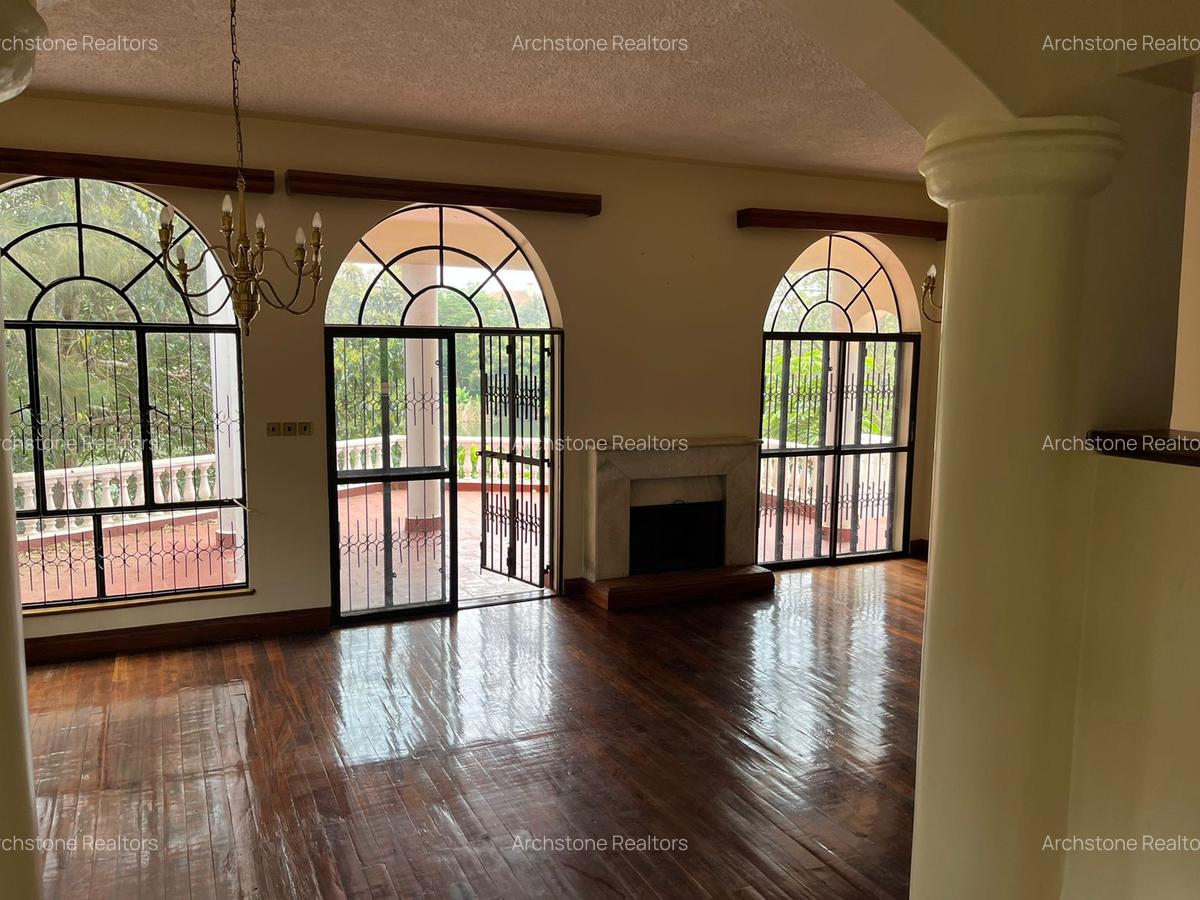 5 Bed House with En Suite in Nyari - 7