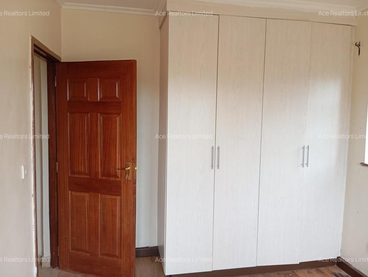 4 Bed Townhouse with En Suite at Redhill Area Nairobi - 9