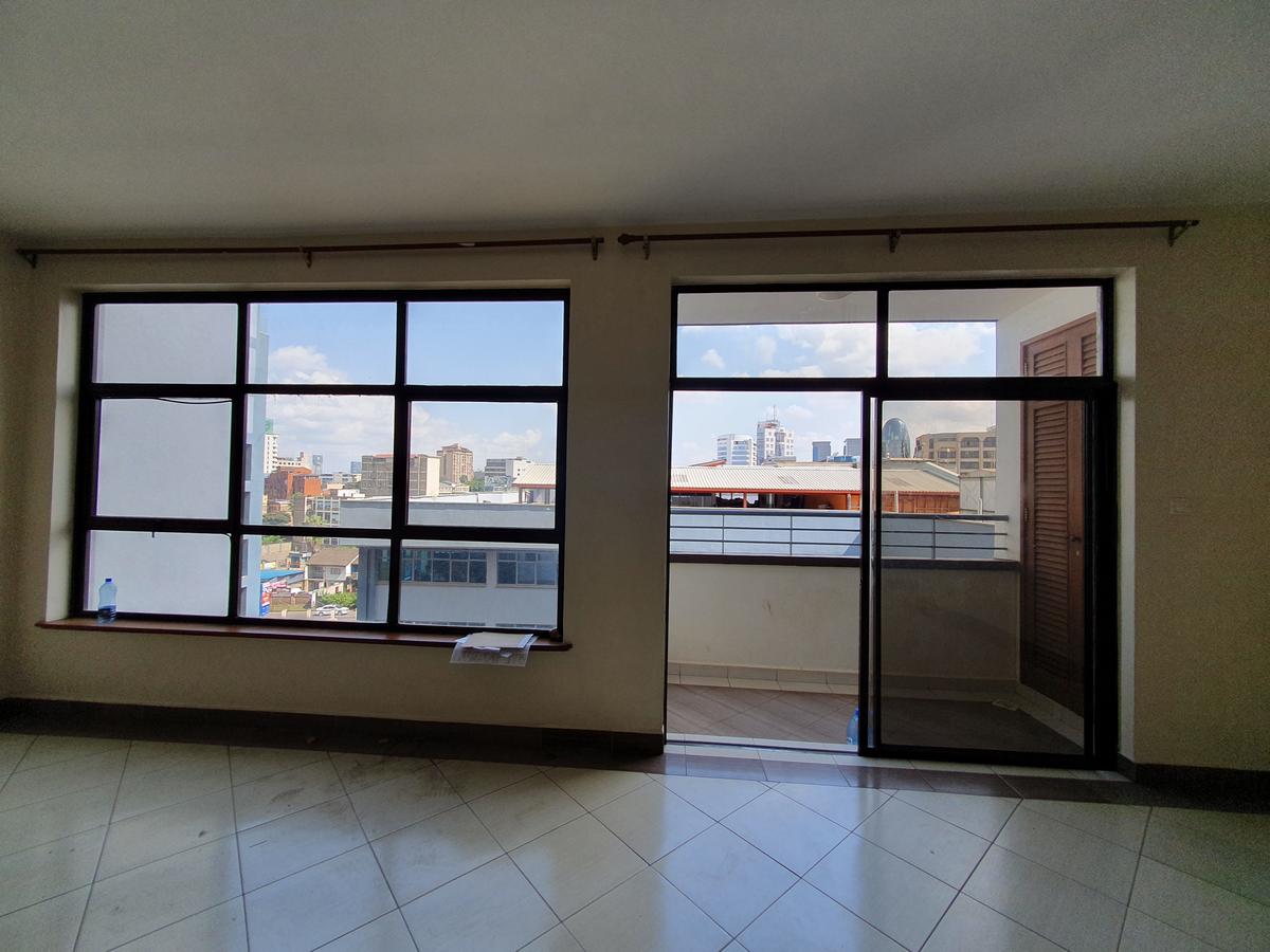 3 Bed Apartment with En Suite at Mpaka Rd - 7