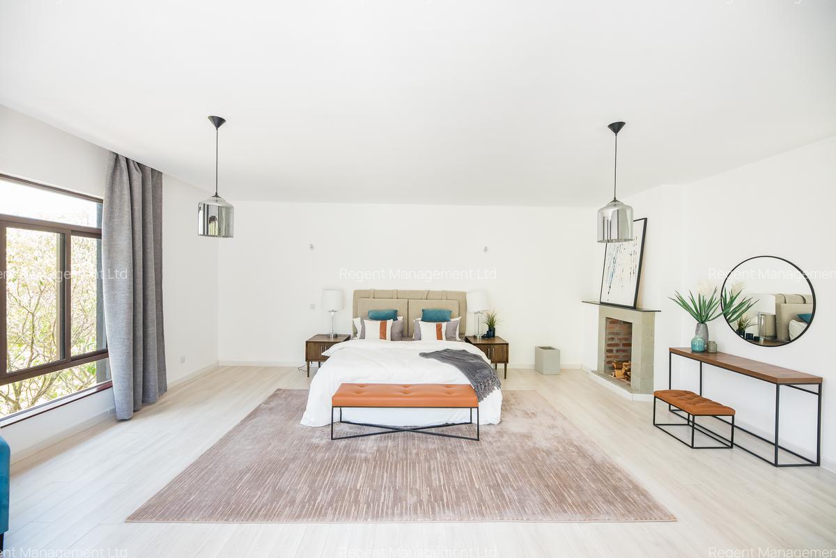 5 Bed Villa with En Suite at Oloolua - 8