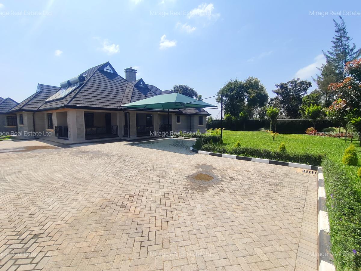 3 Bed House with En Suite in Cianda - 5