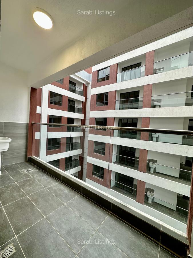 2 Bed Apartment with En Suite in Lavington - 11