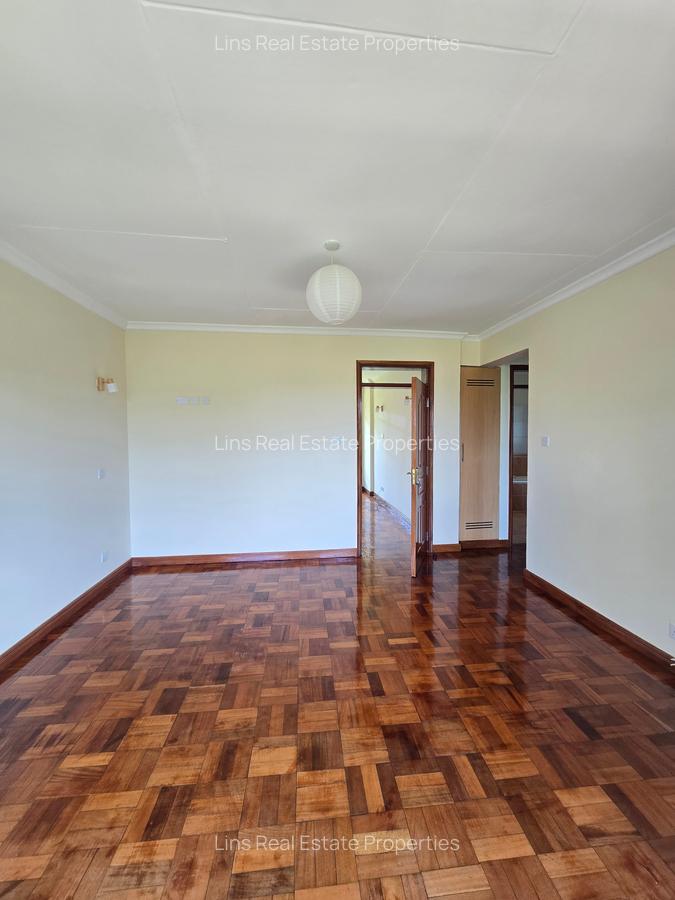 4 Bed Townhouse with En Suite in Runda - 17