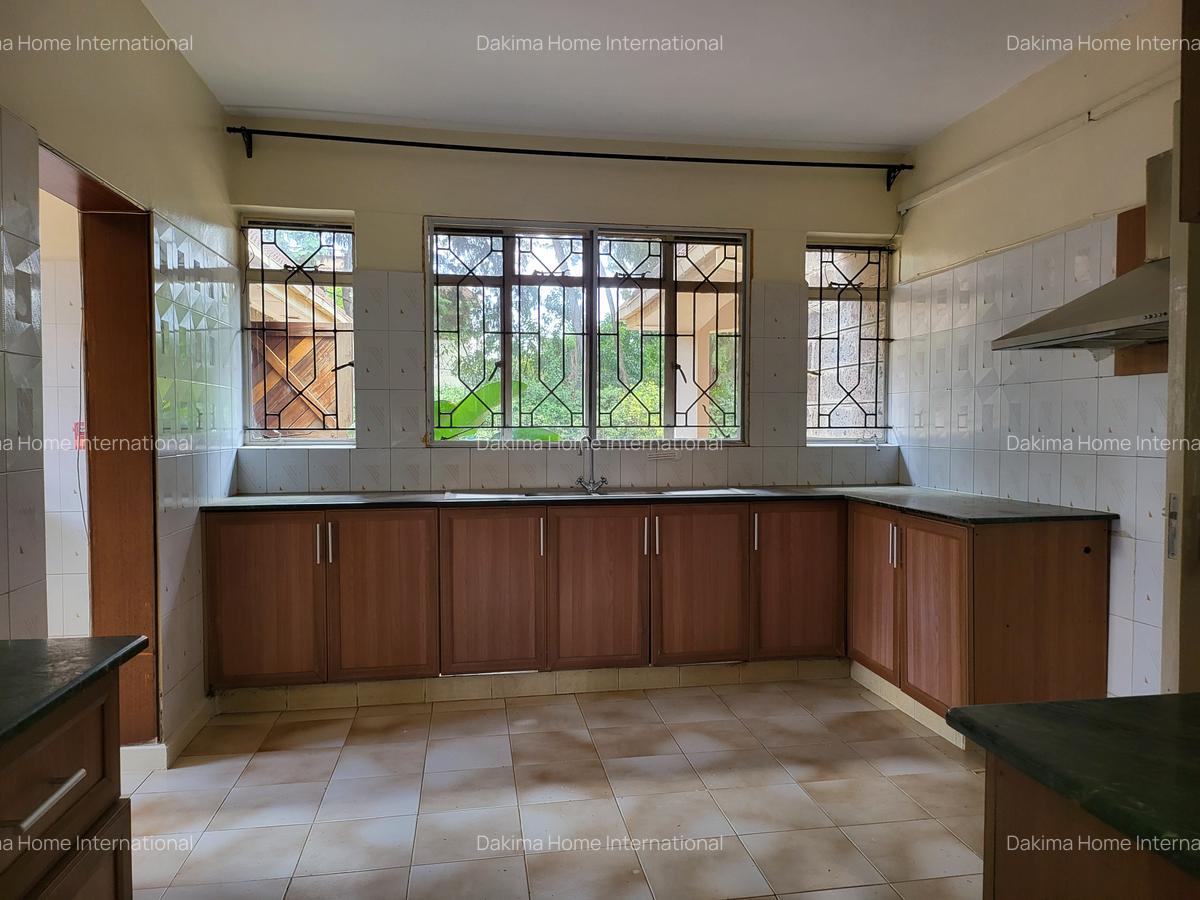 5 Bed House with En Suite in Gigiri - 6