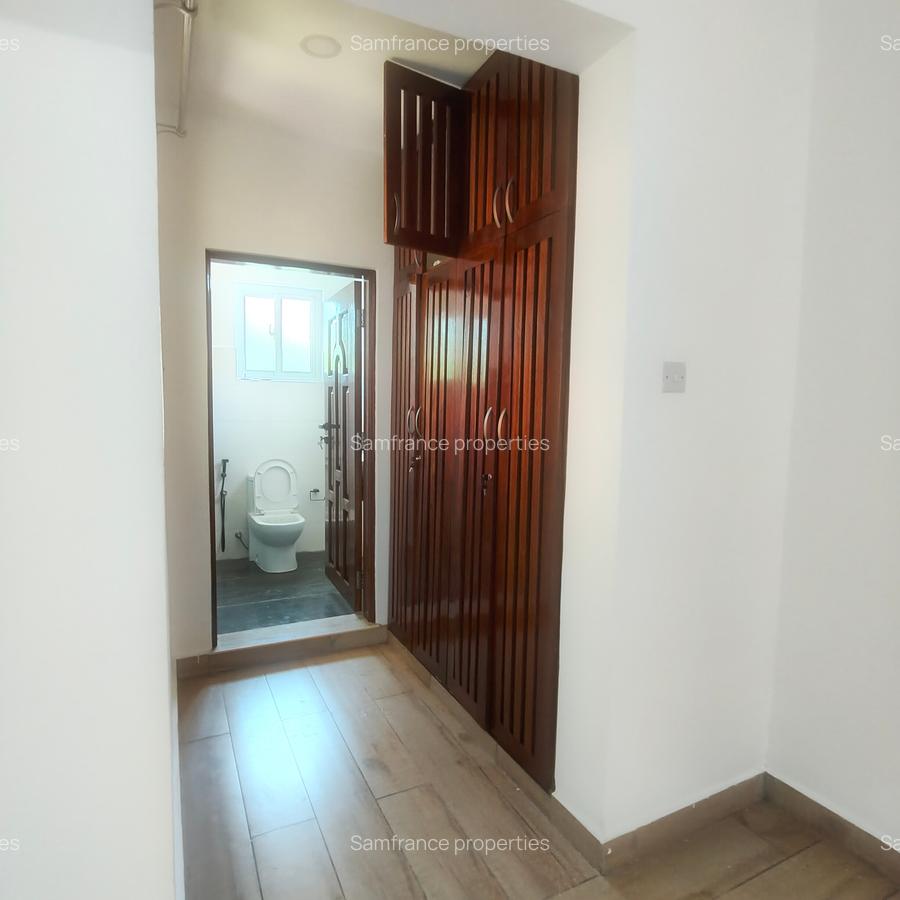 1 Bed Apartment with En Suite at Baobab Road - 6