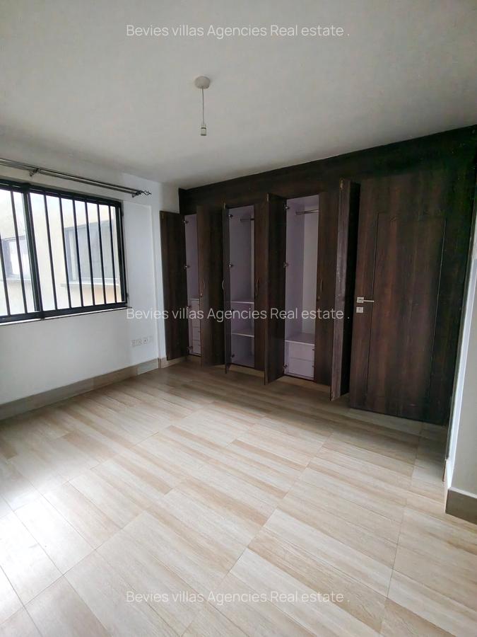 2 Bed Apartment with En Suite at Parklands - 2