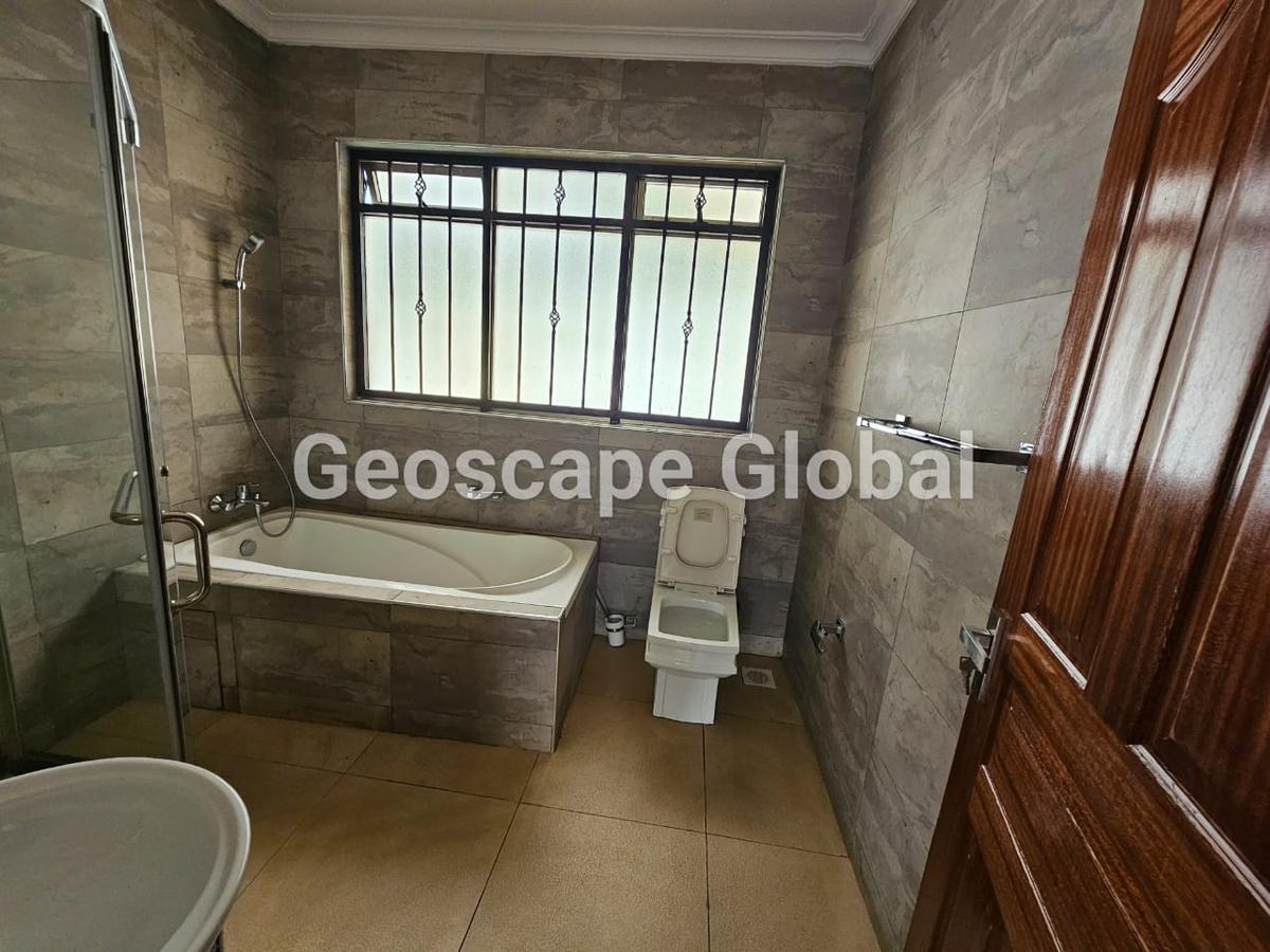 5 Bed House with En Suite in Kitisuru - 6