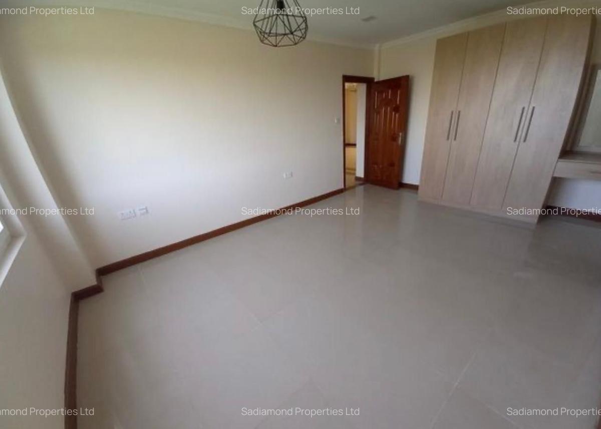3 Bed Apartment with En Suite in Westlands Area - 4