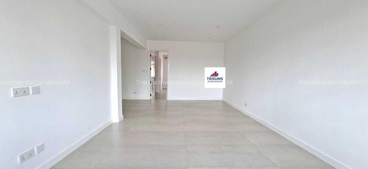 4 Bed House with En Suite in Westlands Area - 13