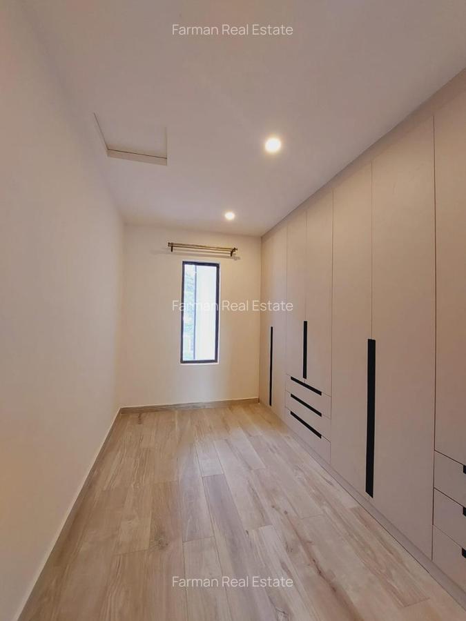 5 Bed Villa with En Suite in Karen - 14
