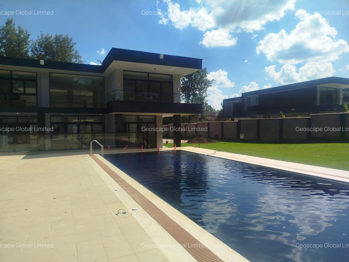 5 Bed House with En Suite in Nyari - 6