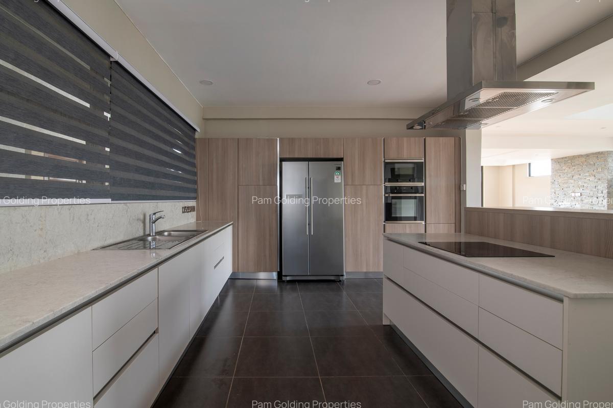 4 Bed Apartment with En Suite at General Mathenge - 5