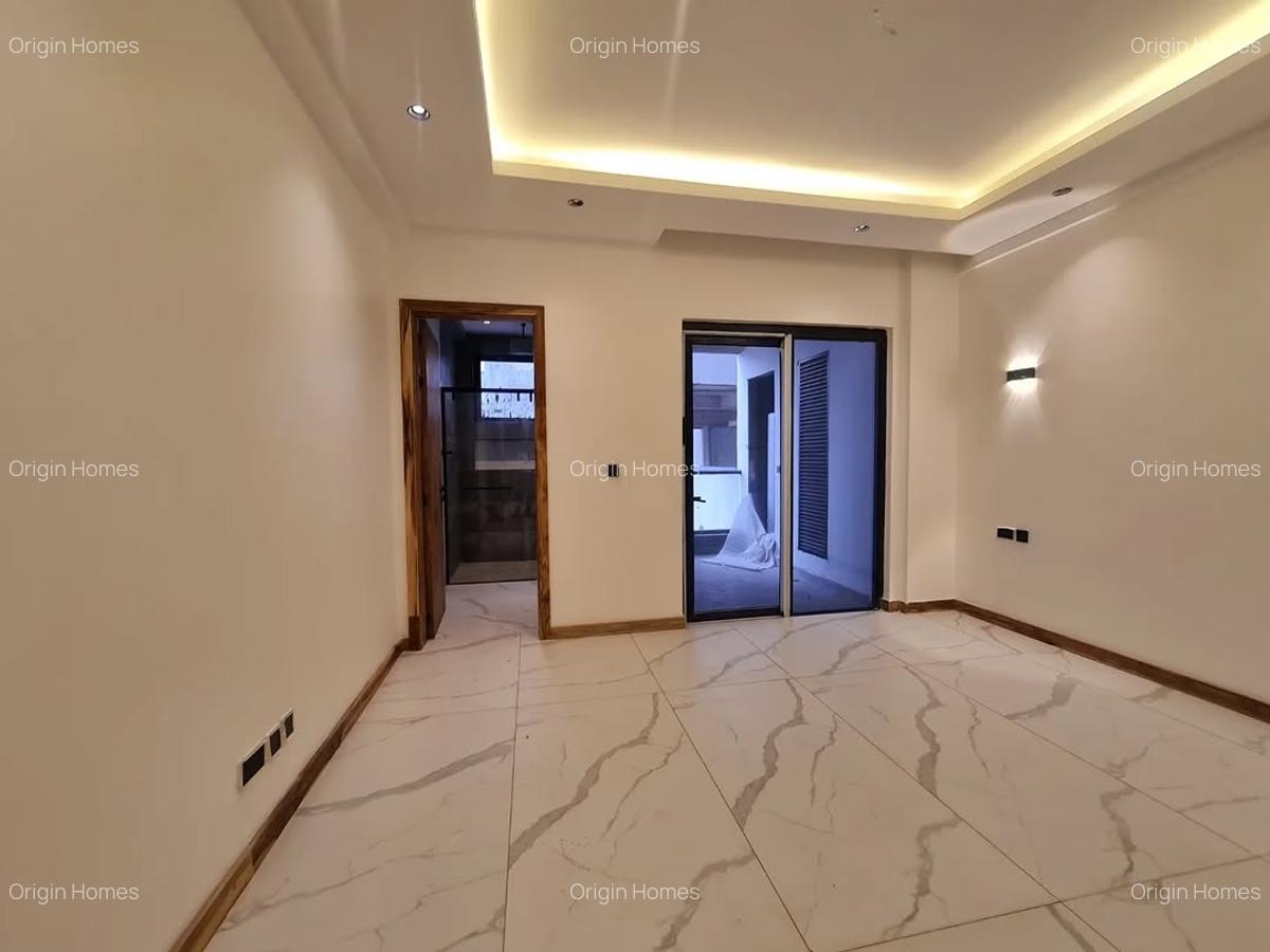 4 Bed Apartment with En Suite at Peponi Road - 11