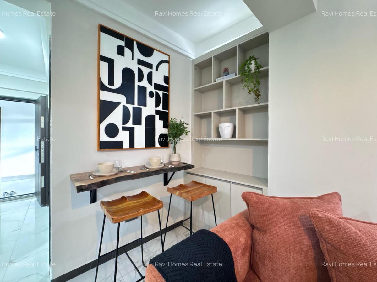 3 Bed Apartment with En Suite at Wood Garden Road - 11