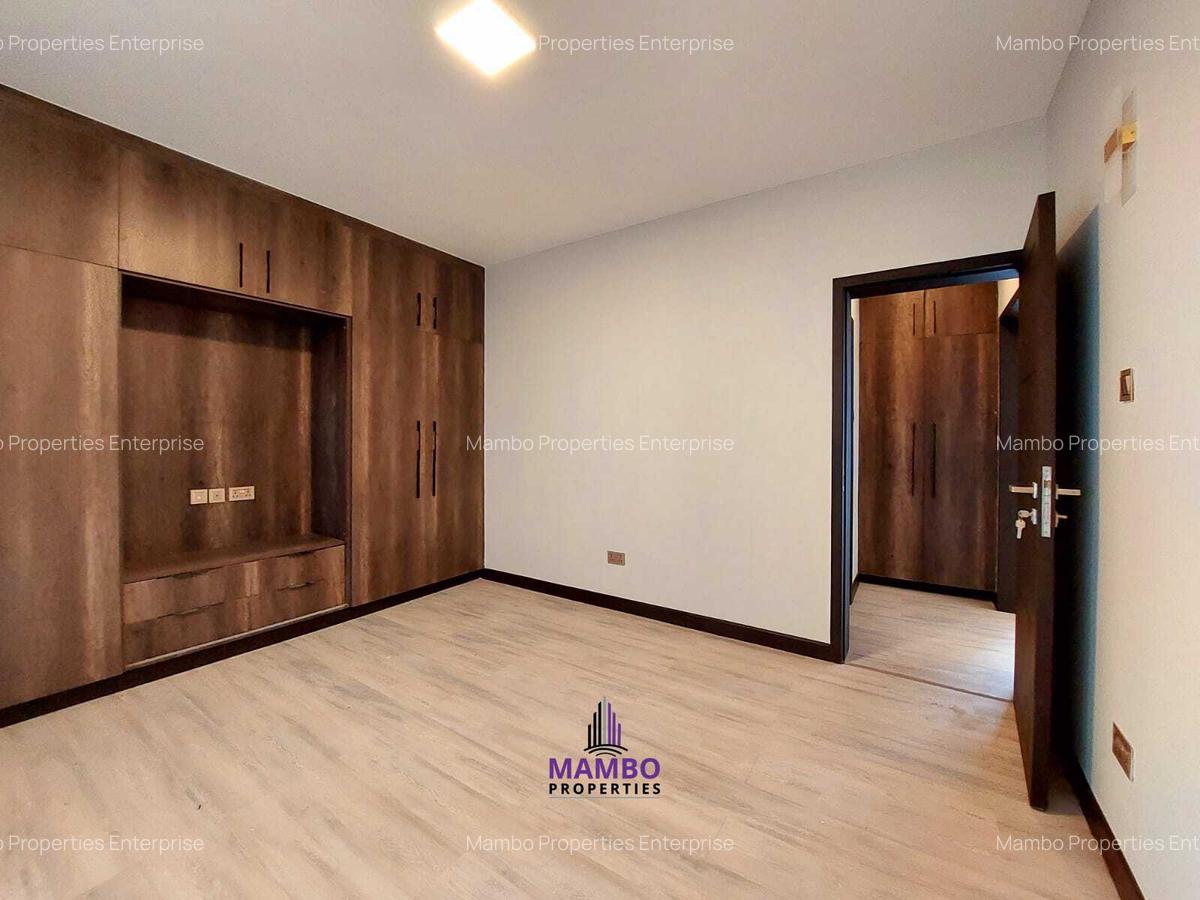 2 Bed Apartment with En Suite at Riverside Drive - 18