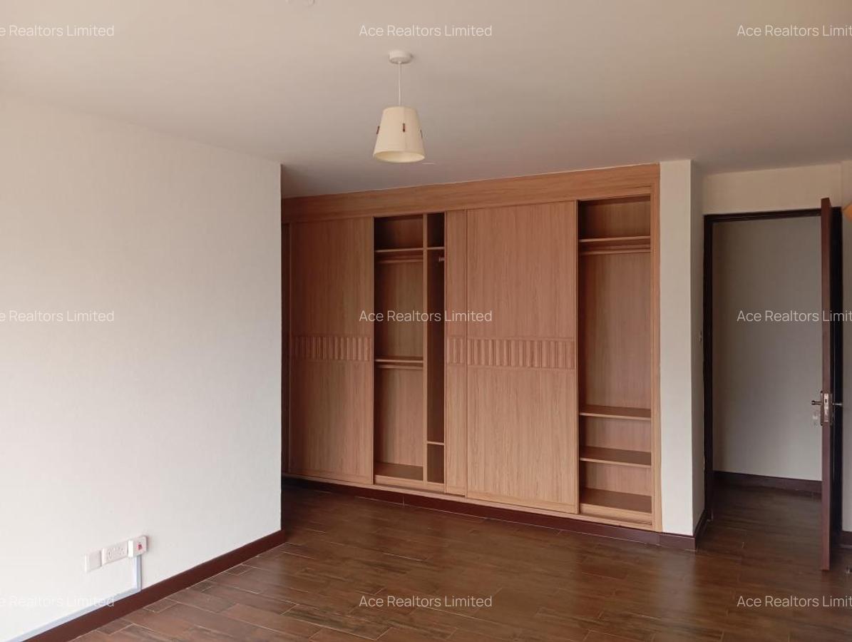5 Bed Apartment with En Suite at Donyo Sabuk Avenue - 16
