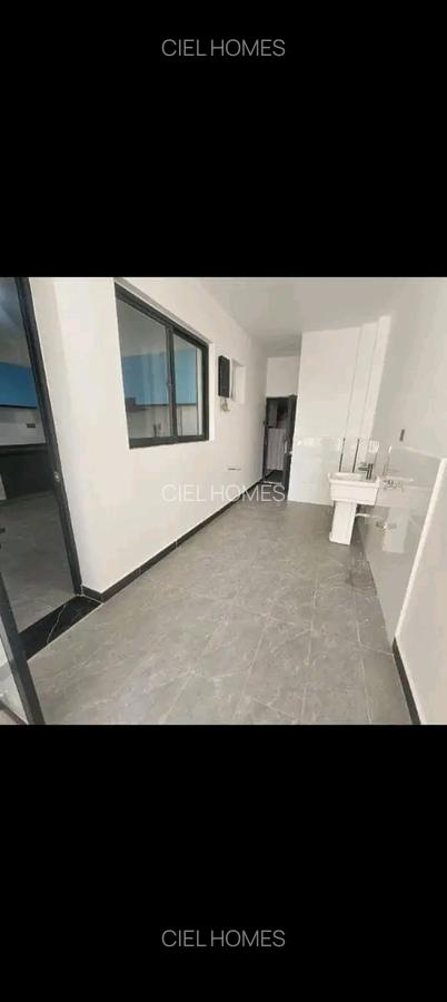 4 Bed Apartment with En Suite at Oloitoktok Road - 8