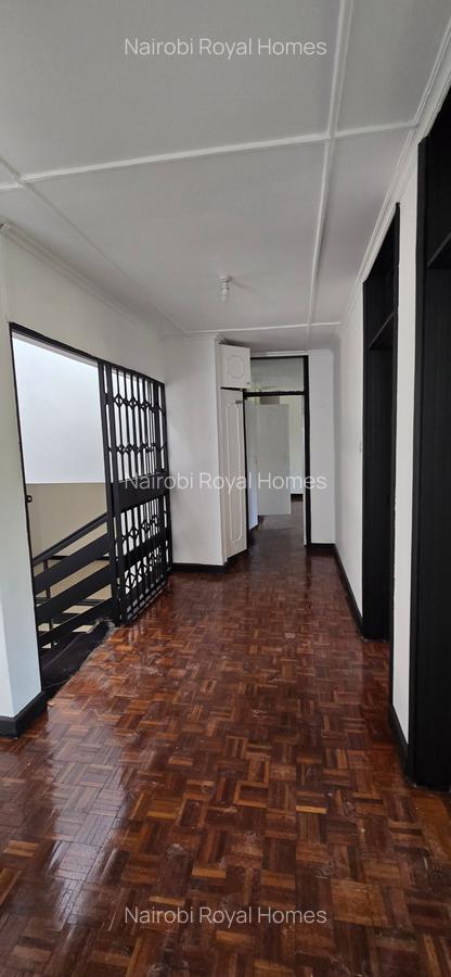 4 Bed Townhouse with En Suite at Lavington Road - 18