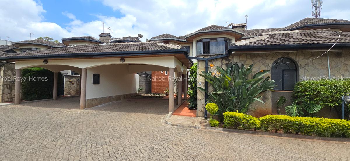 4 Bed Townhouse with En Suite at Lavington Ndoto Road - 3