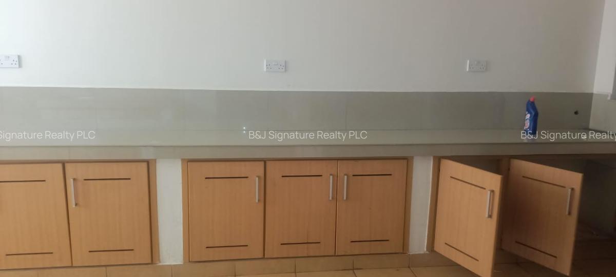 3 Bed Apartment with En Suite in Kileleshwa - 12