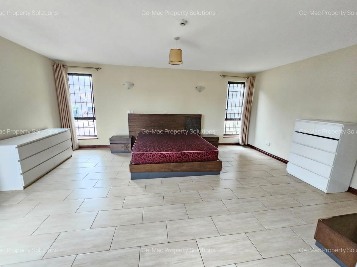 4 Bed Townhouse with En Suite in Runda - 16