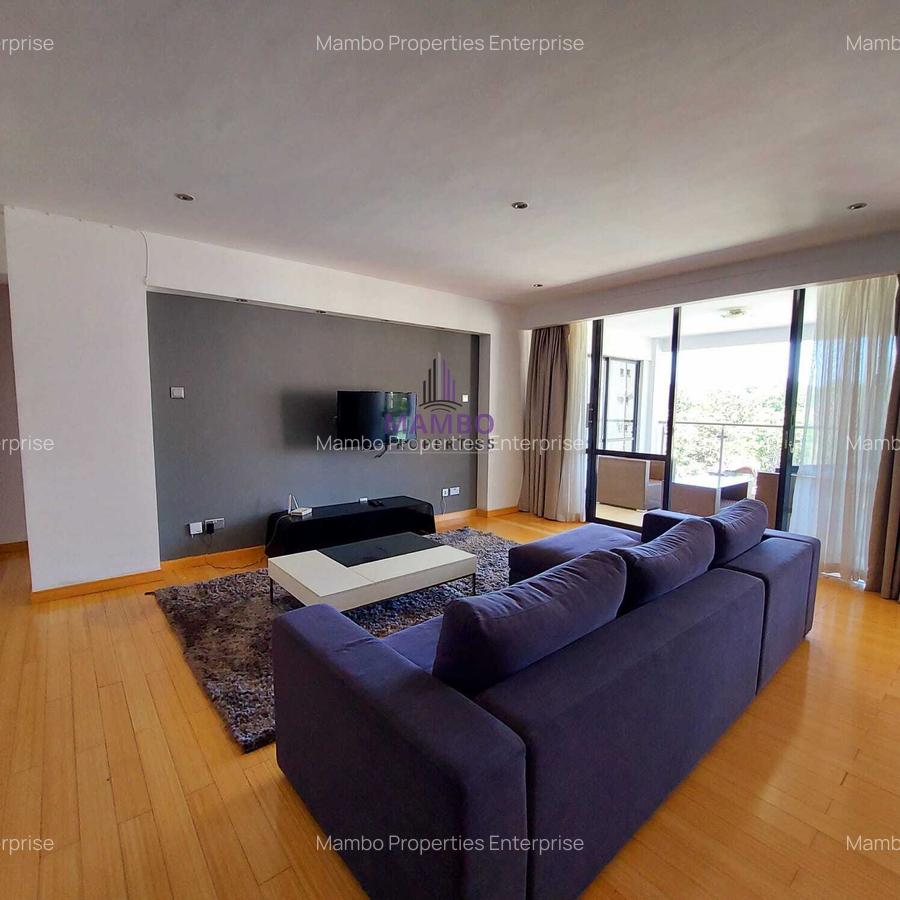 Serviced 2 Bed Apartment with En Suite at Brookside Drive - 8