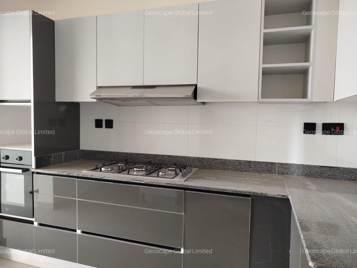 3 Bed Apartment with En Suite in General Mathenge - 8