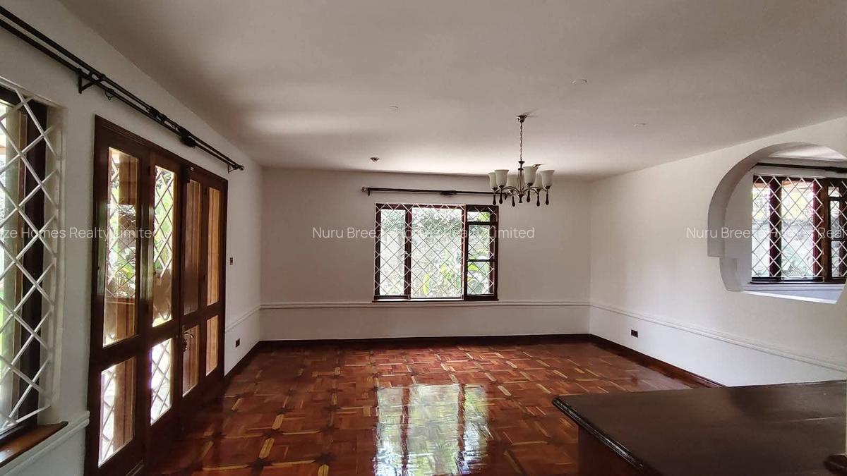 4 Bed House with En Suite in Runda - 14