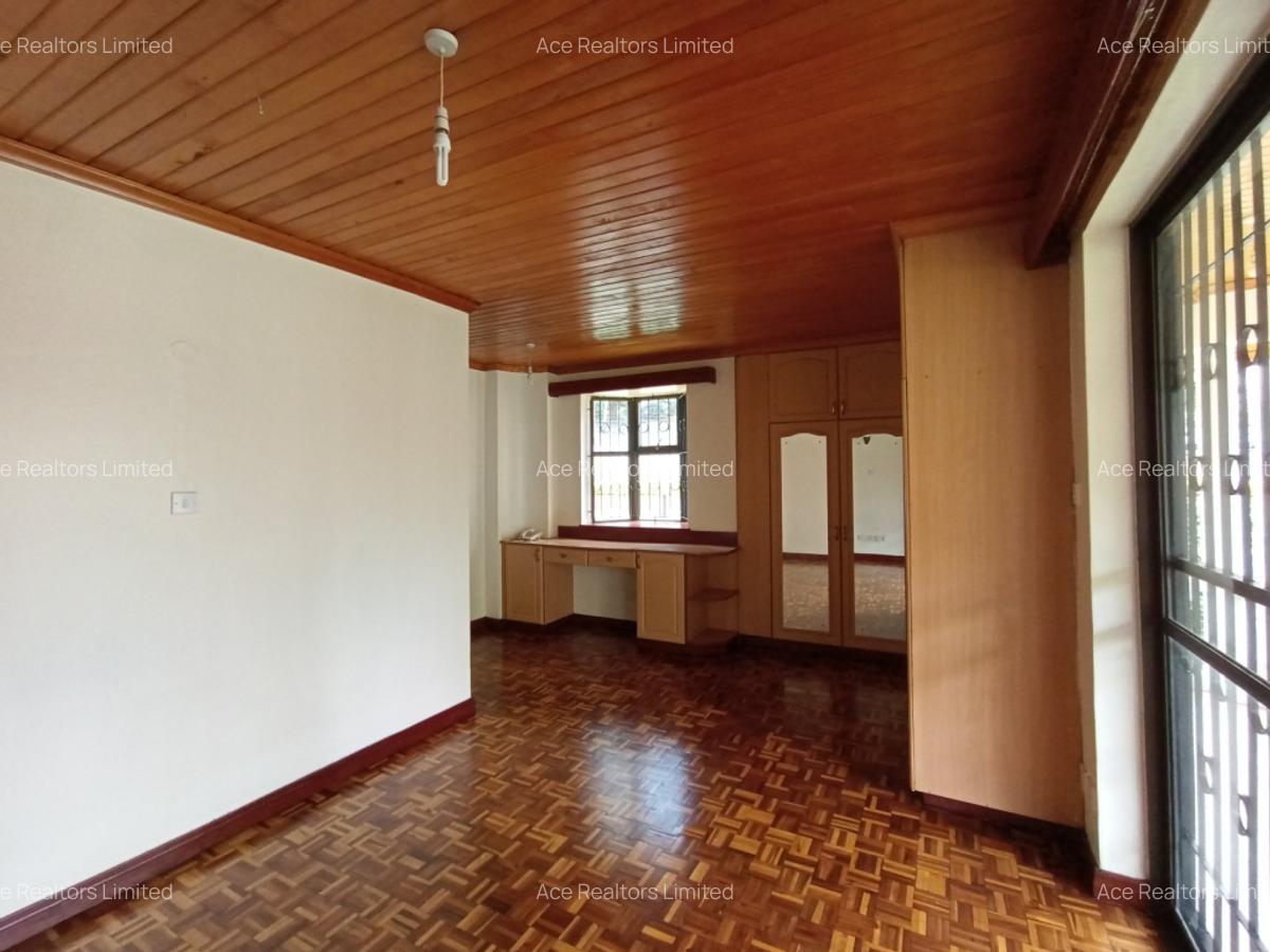 4 Bed Townhouse with En Suite at Eldama Ravine Rd - 12