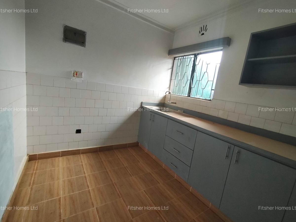 3 Bed House with Garden in Naivasha Road - 5