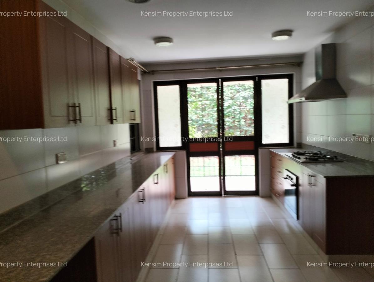 4 Bed Townhouse with En Suite in Runda - 6