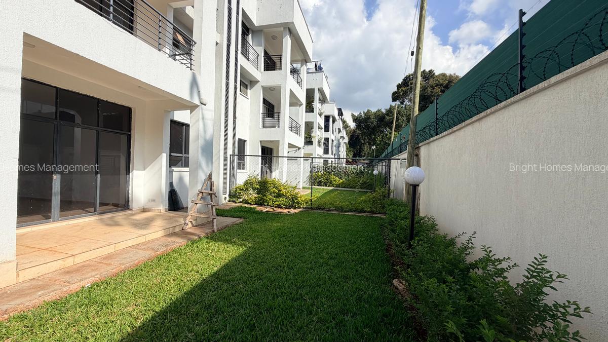 4 Bed Townhouse with En Suite in Lavington - 1