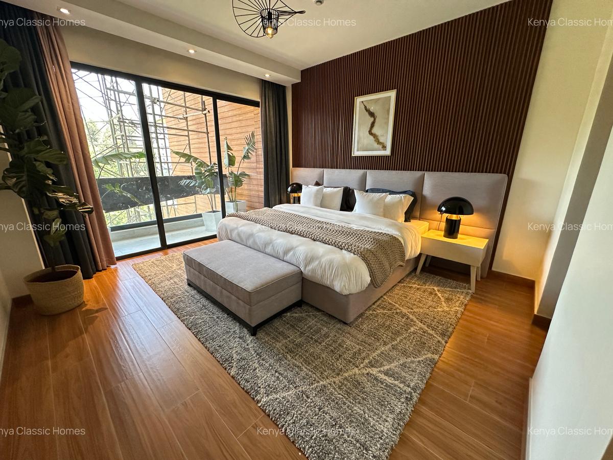 3 Bed Apartment with En Suite at Riverside - 14