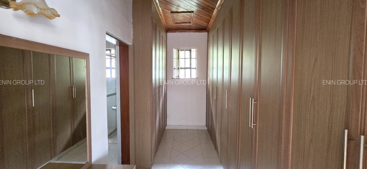 5 Bed Townhouse with En Suite at Convent Drive - 13