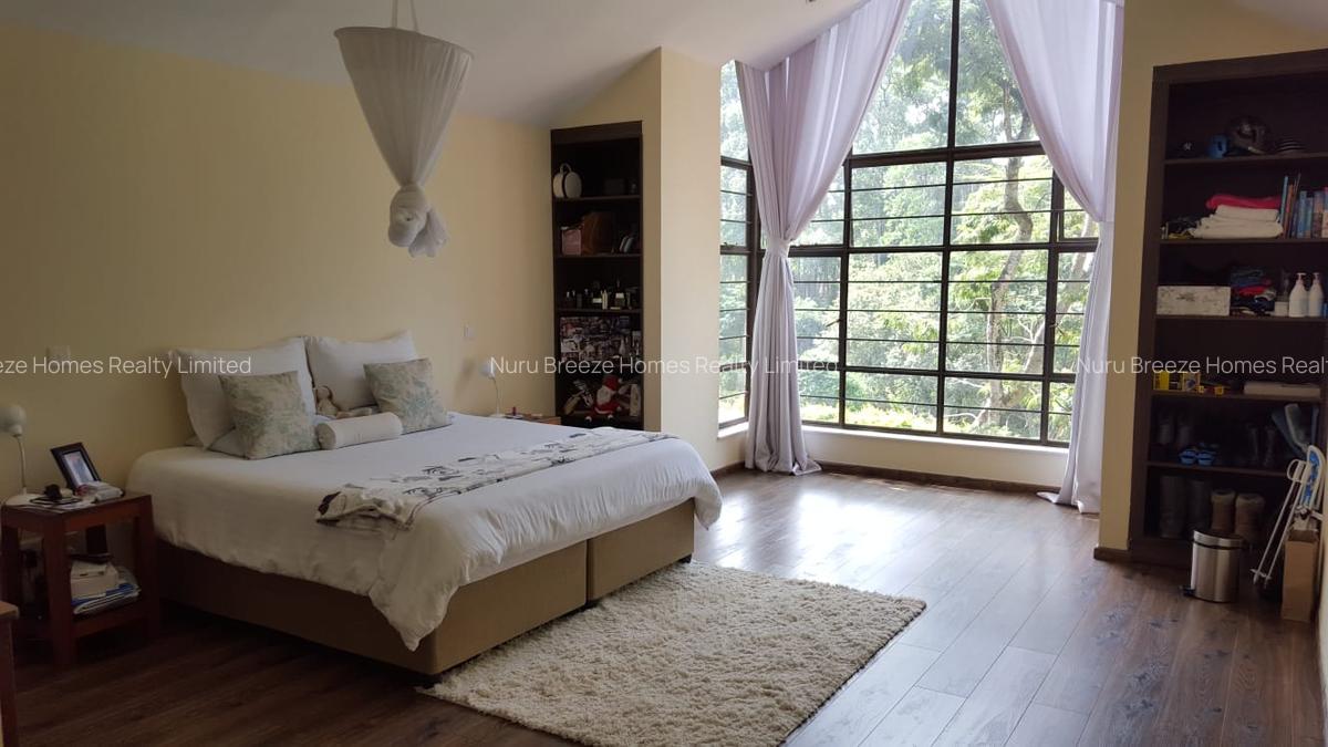 4 Bed Townhouse with En Suite in Rosslyn - 19