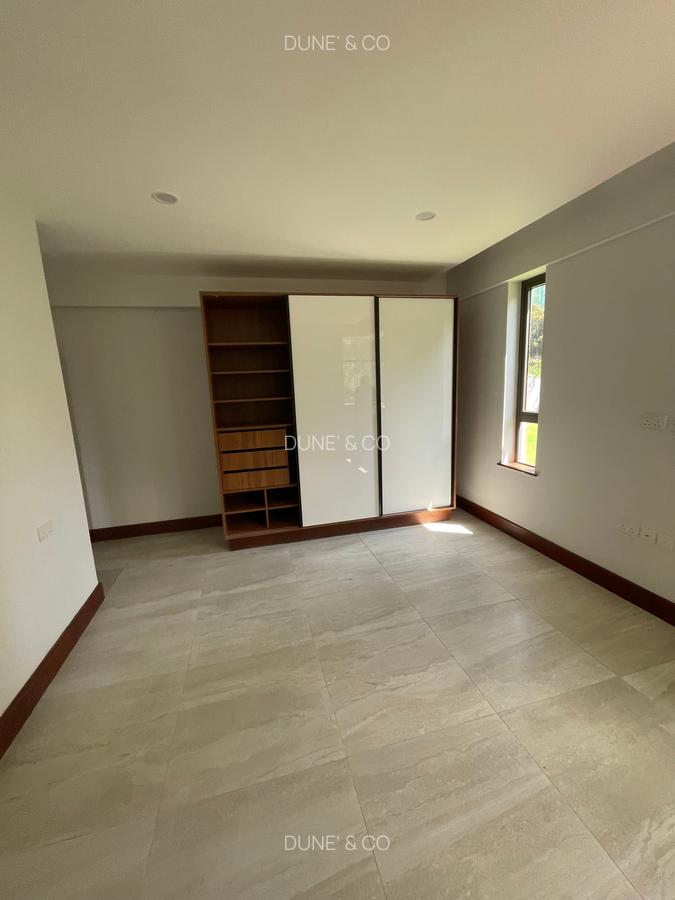 2 Bed Apartment with En Suite in Westlands Area - 14