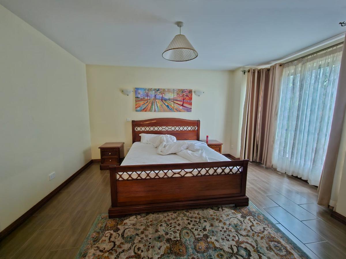 4 Bed Townhouse with En Suite at Runda - 15