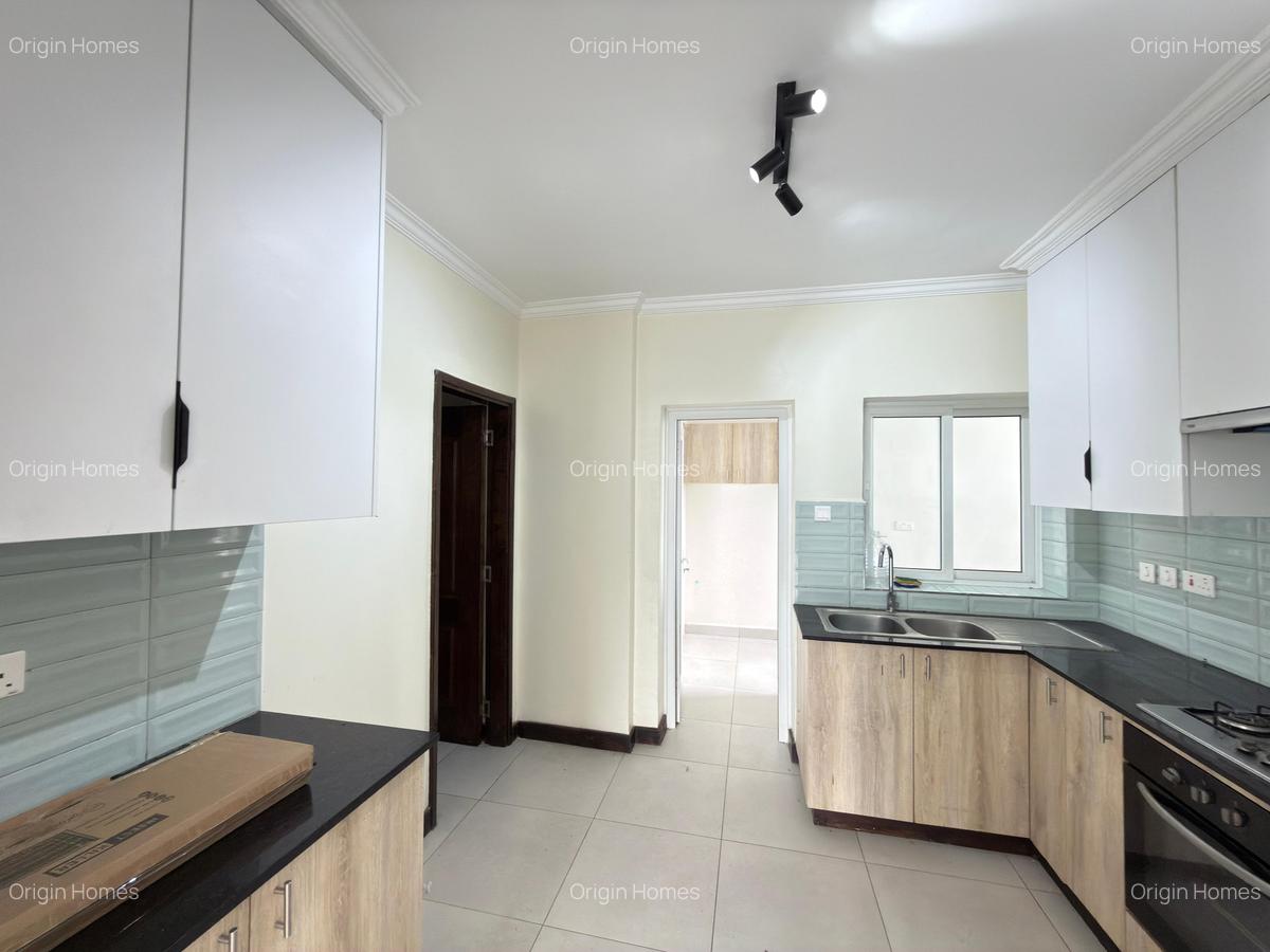 3 Bed Apartment with En Suite at Mombasa Road - 8