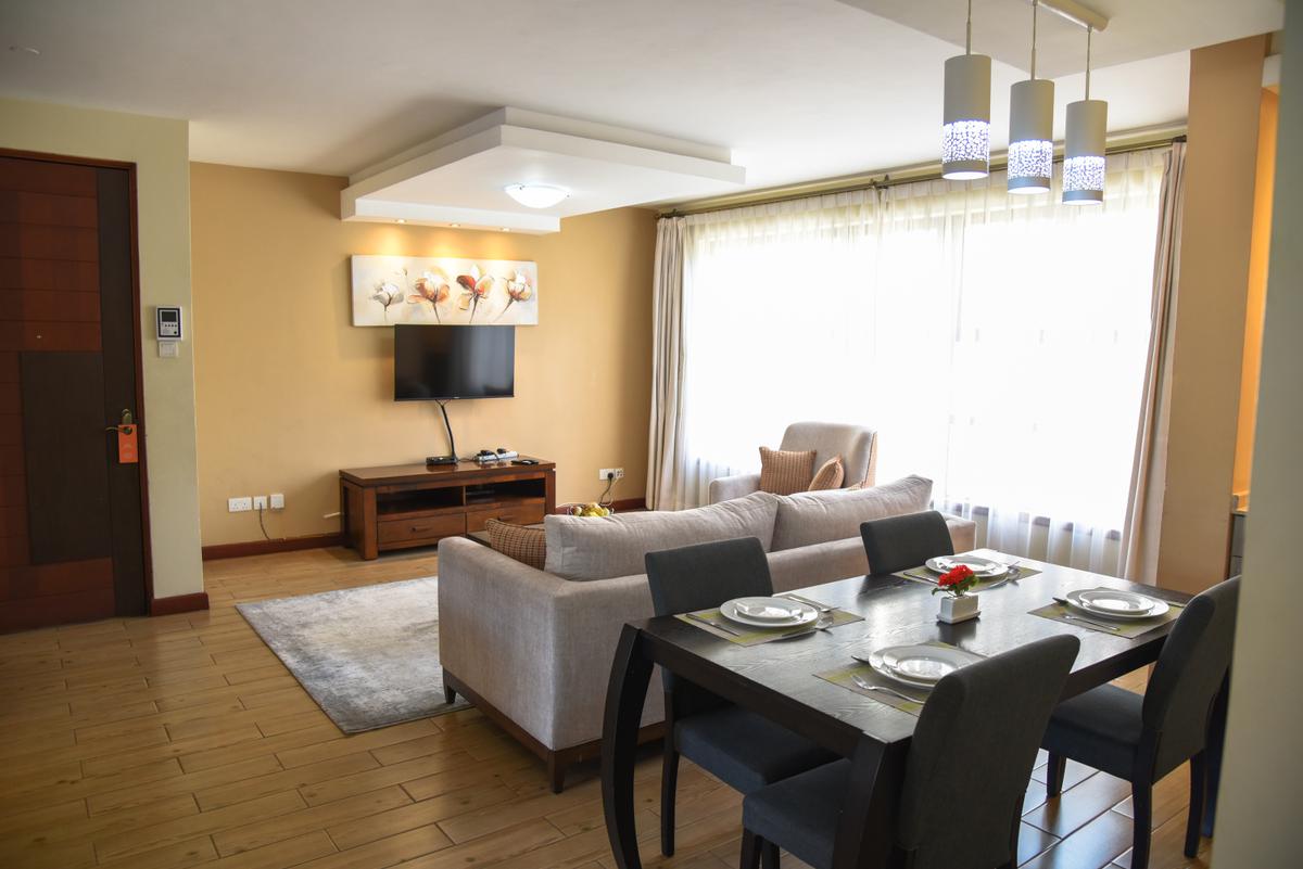 Serviced 2 Bed Apartment with En Suite in Kilimani - 5