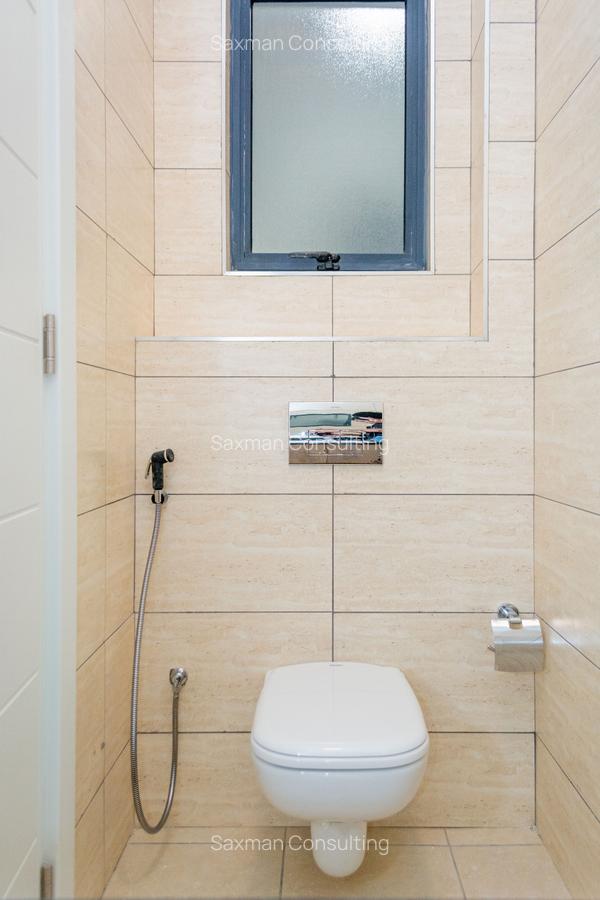 1 Bed Apartment with En Suite in Lavington - 6