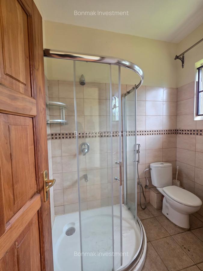4 Bed Townhouse with En Suite at Kyuna - 14