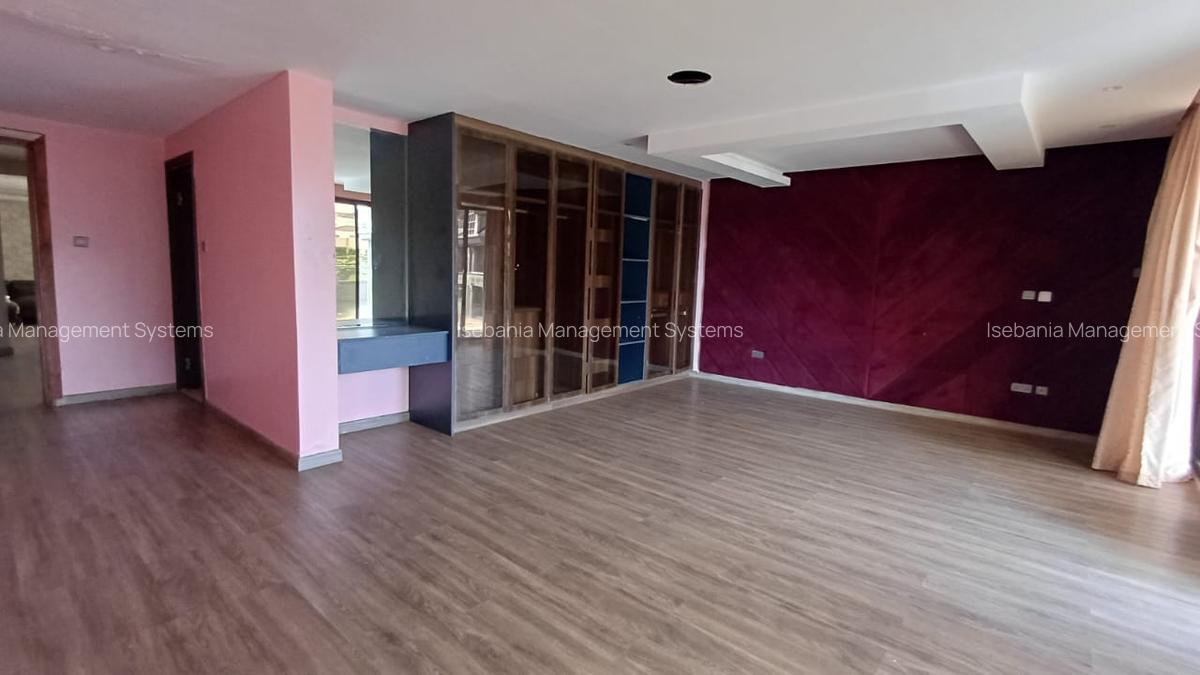 5 Bed House with En Suite at Runda Road - 1
