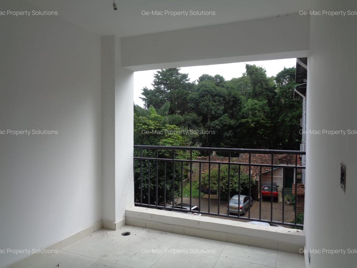 2 Bed Apartment with En Suite in Rhapta Road - 4
