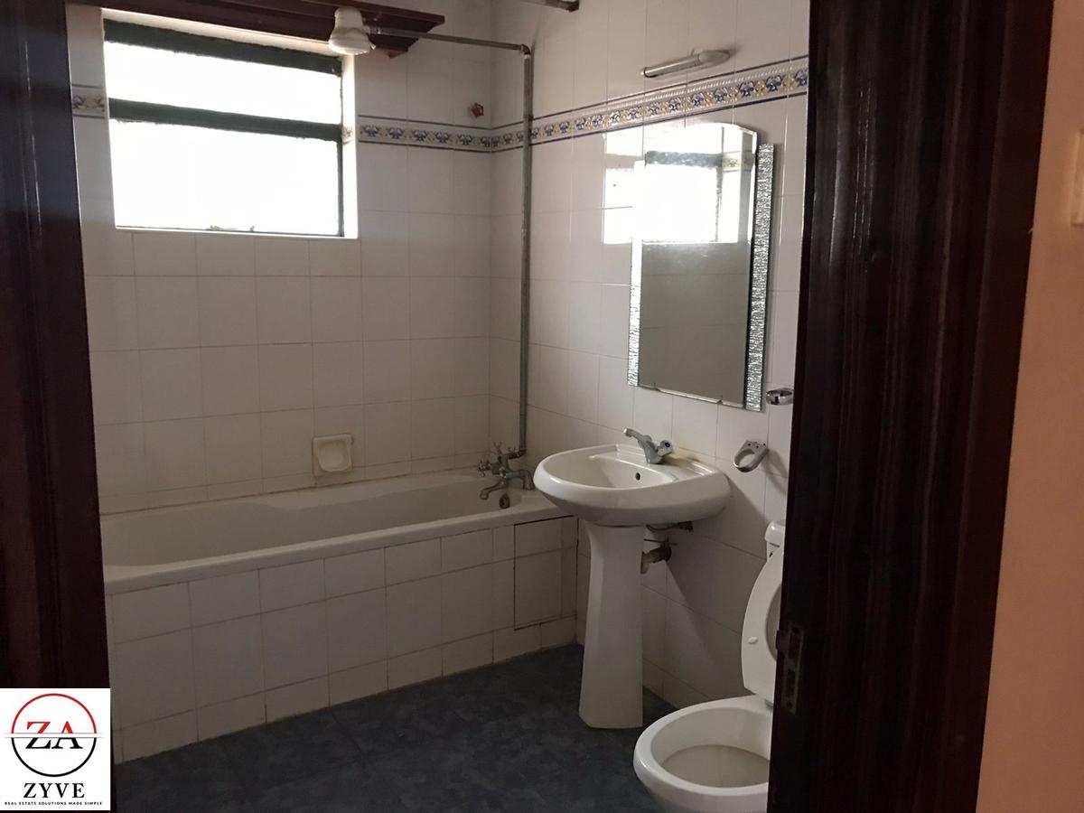 Serviced 3 Bed Apartment with En Suite at Kilimani - 18