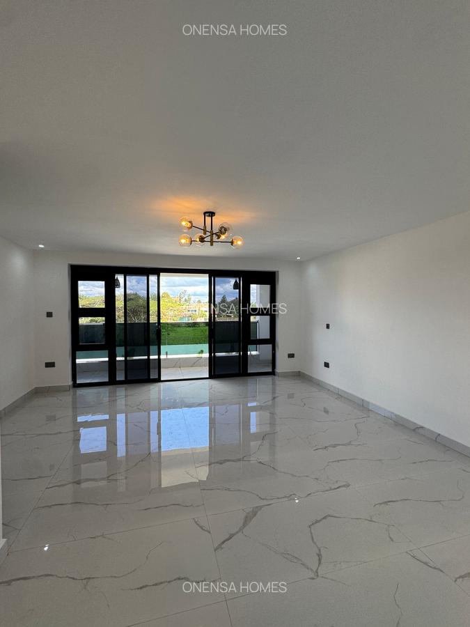5 Bed House with En Suite in Eastern ByPass - 13