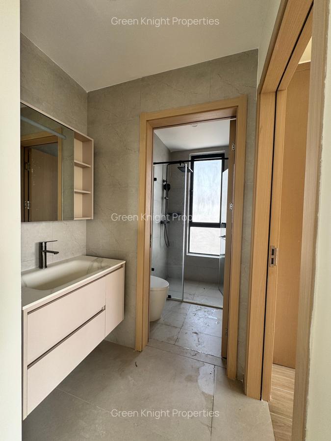 Serviced 1 Bed Apartment with En Suite in Riverside - 4