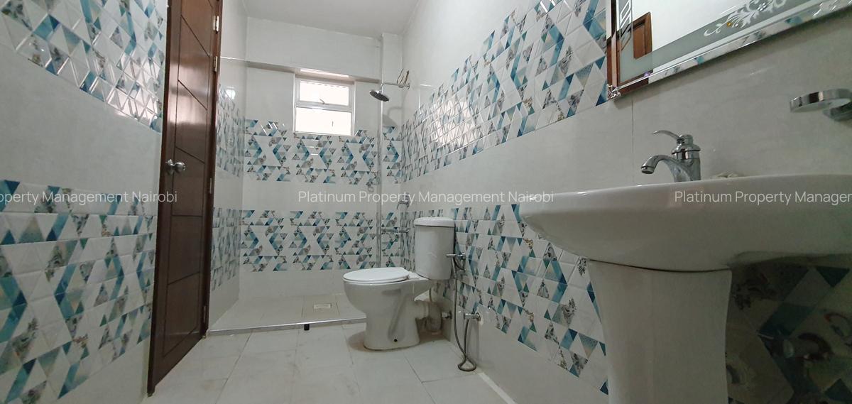 4 Bed Apartment with En Suite in Parklands - 11